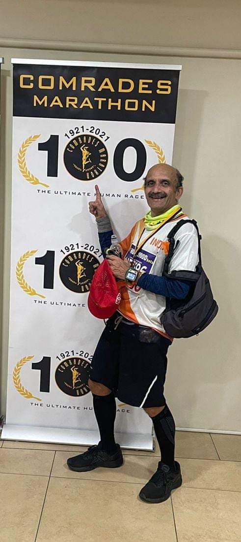 कम्रेड मॅरेथॉन मधे पार्लेकर सुजीत गोरे यांचे यश